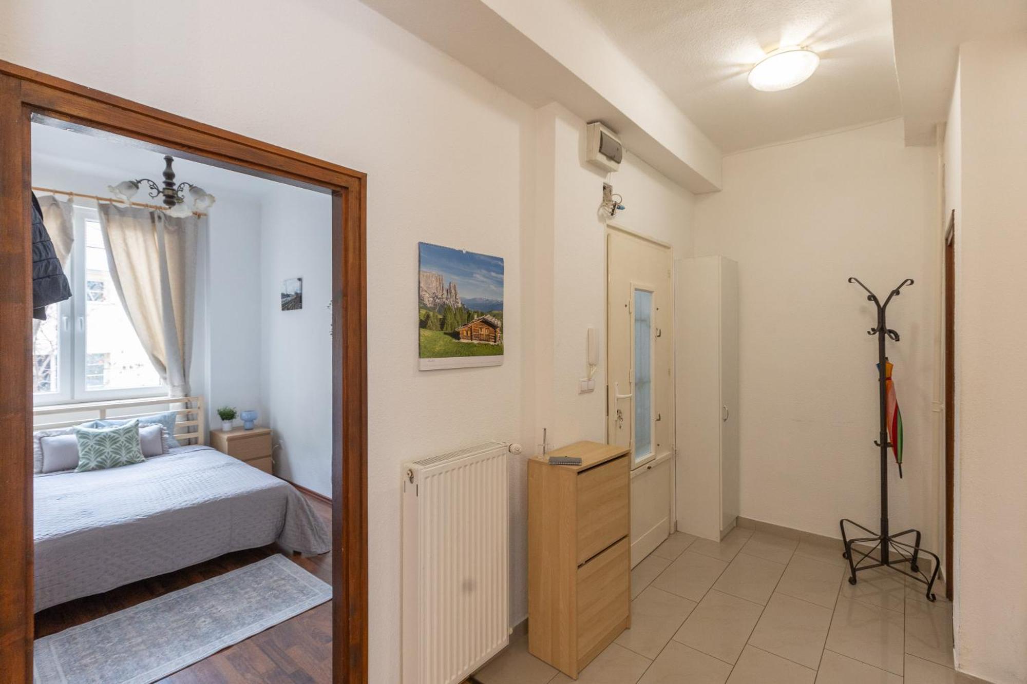 Riverside Balcony Apartment With View To Danube Будапеща Екстериор снимка