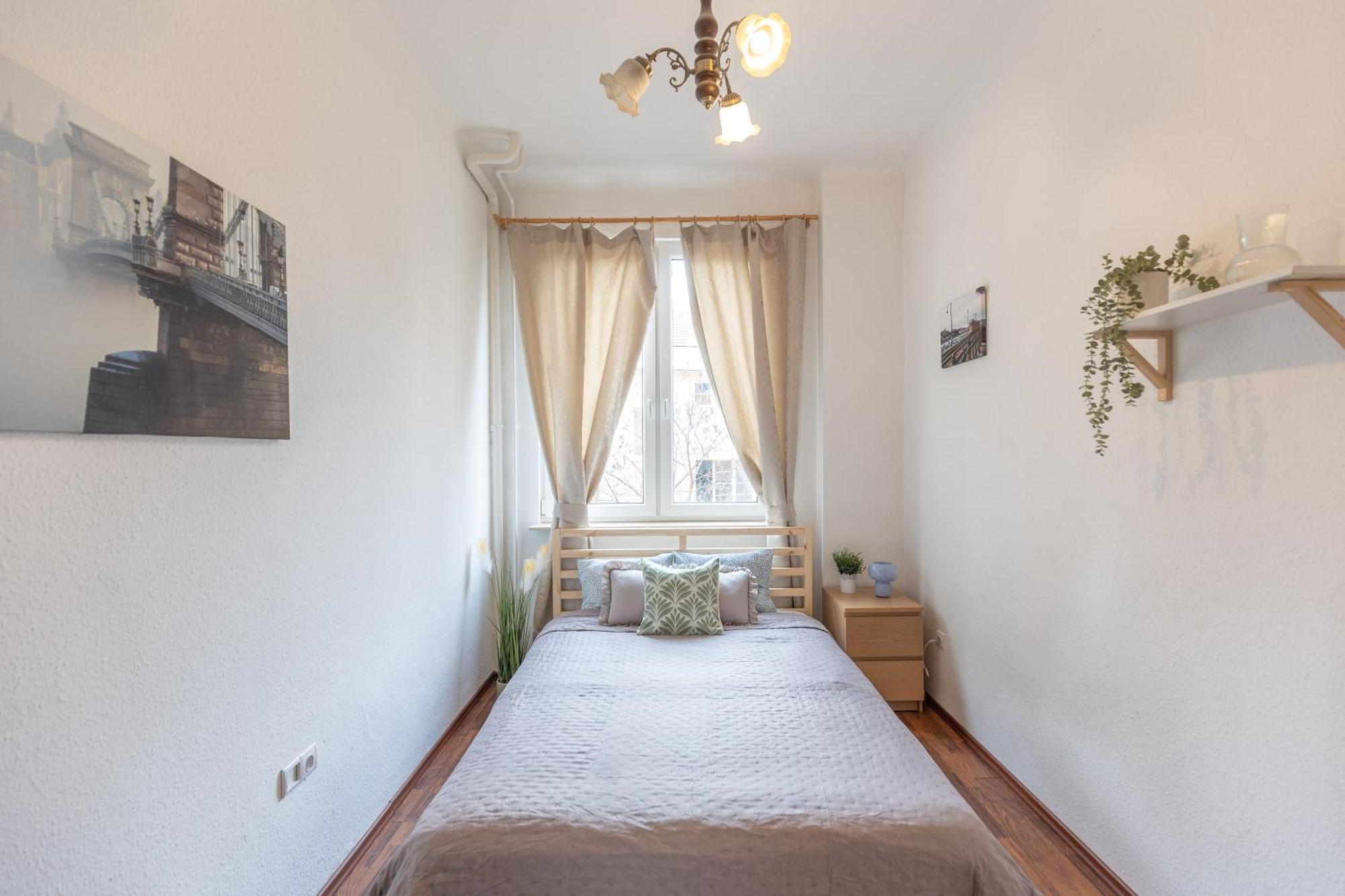 Riverside Balcony Apartment With View To Danube Будапеща Екстериор снимка